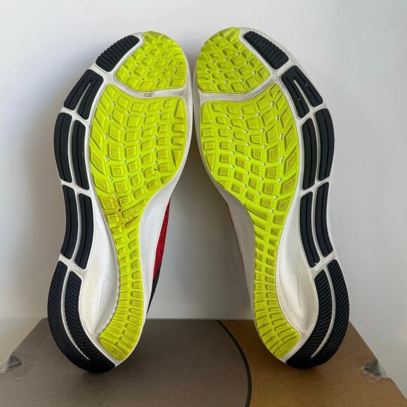 Nike Air Zoom Pegasus 38 LE ‘Chile Red’ Women Running Sneakers - SZ 9 - Picture 11 of 12